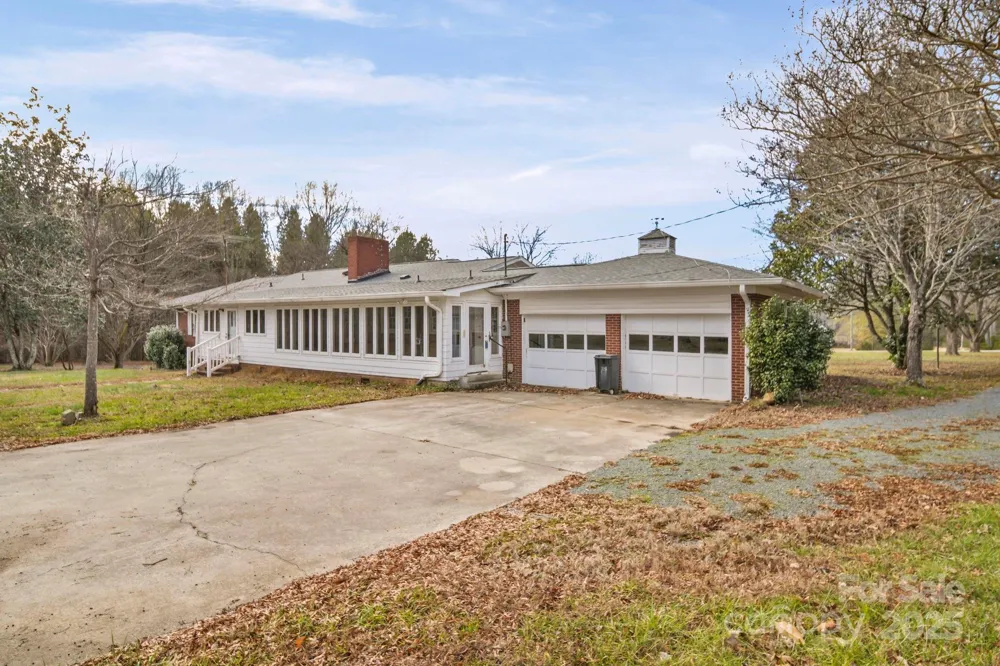 1223 Walker Road Mount Pleasant, NC 28124
