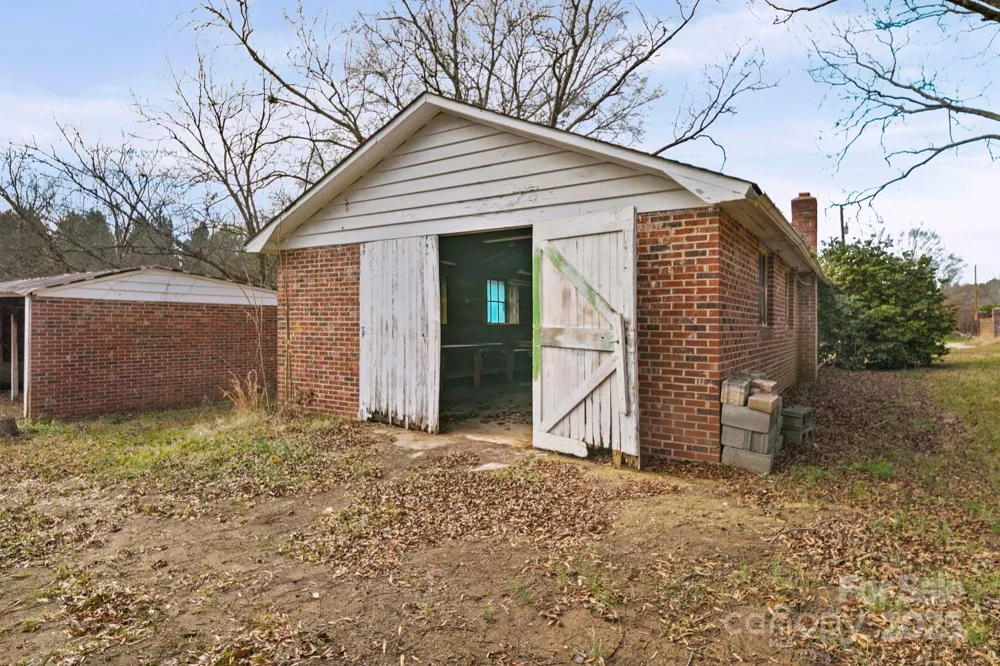 1223 Walker Road Mount Pleasant, NC 28124
