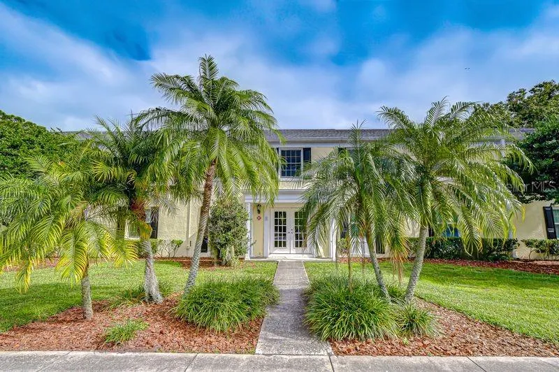 13693 ORANGE SUNSET DRIVE #203 Tampa, FL 33618