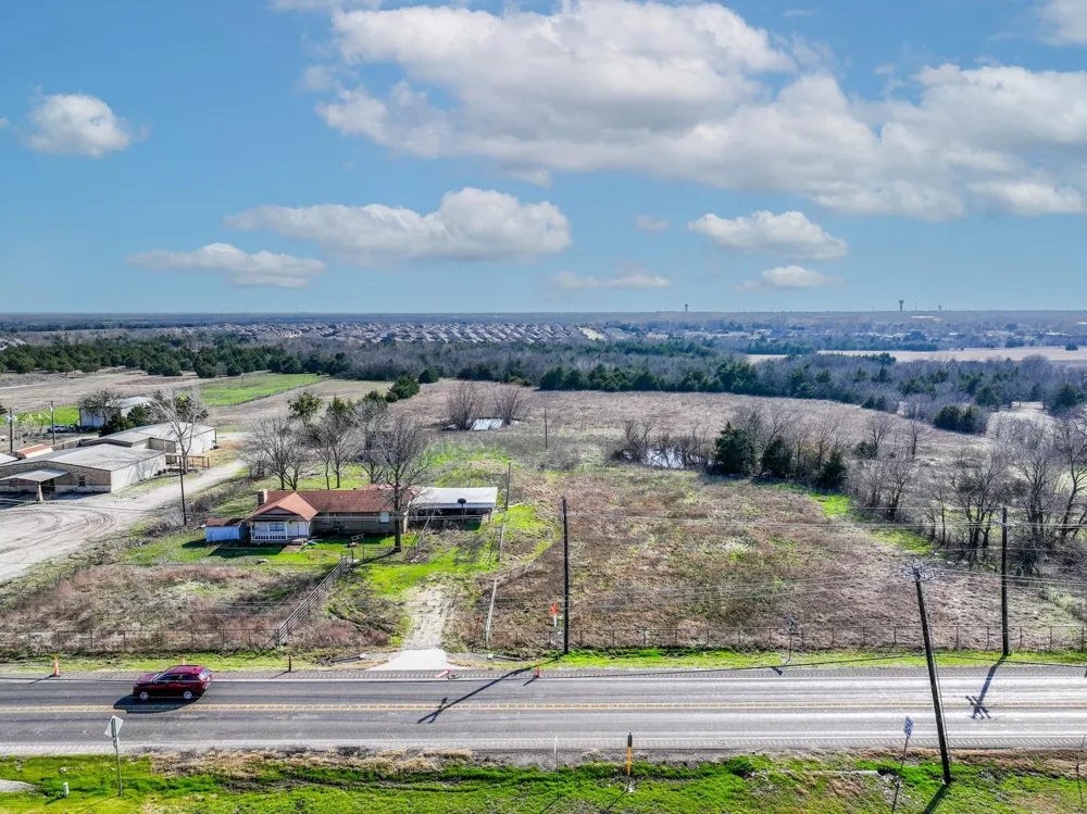 7409 W State Highway 66 Fate, TX 75189