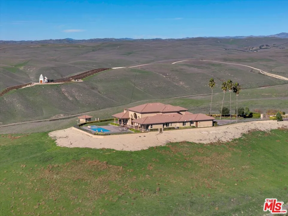 1990 E Highway 46 Shandon, CA 93461