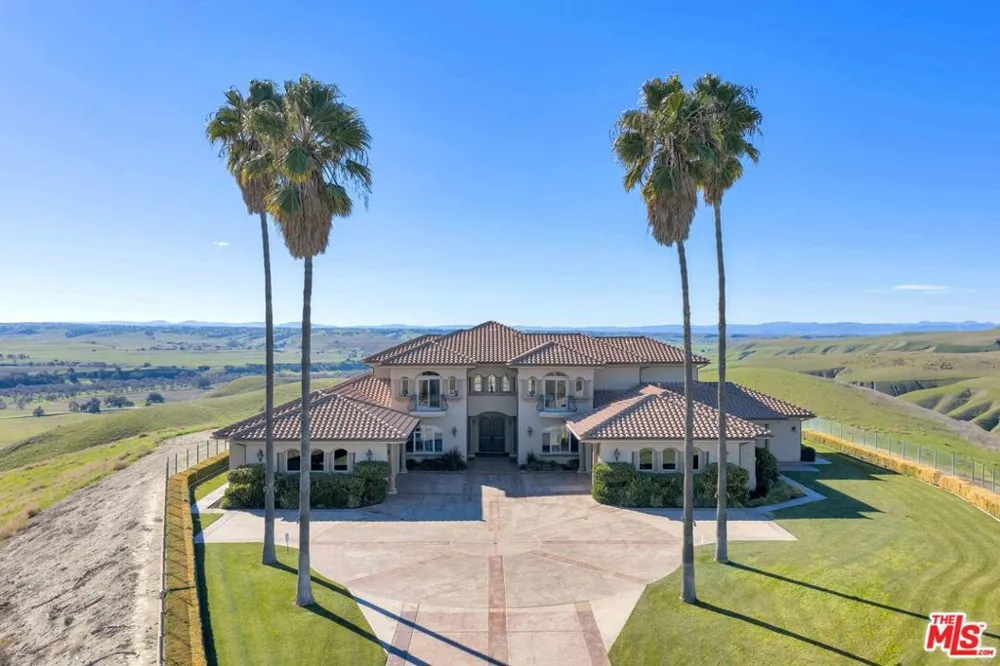1990 E Highway 46 Shandon, CA 93461