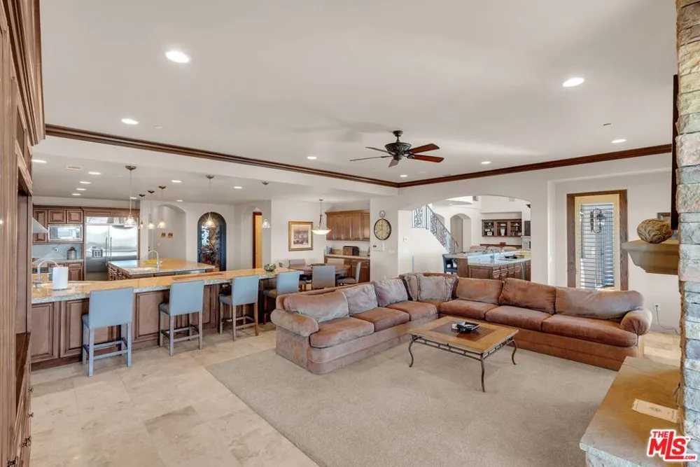 1990 E Highway 46 Shandon, CA 93461