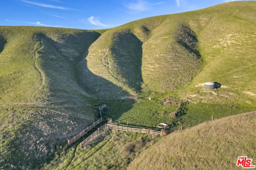 1990 E Highway 46 Shandon, CA 93461