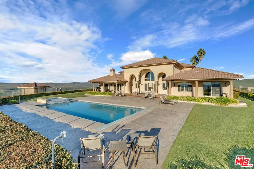 1990 E Highway 46 Shandon, CA 93461