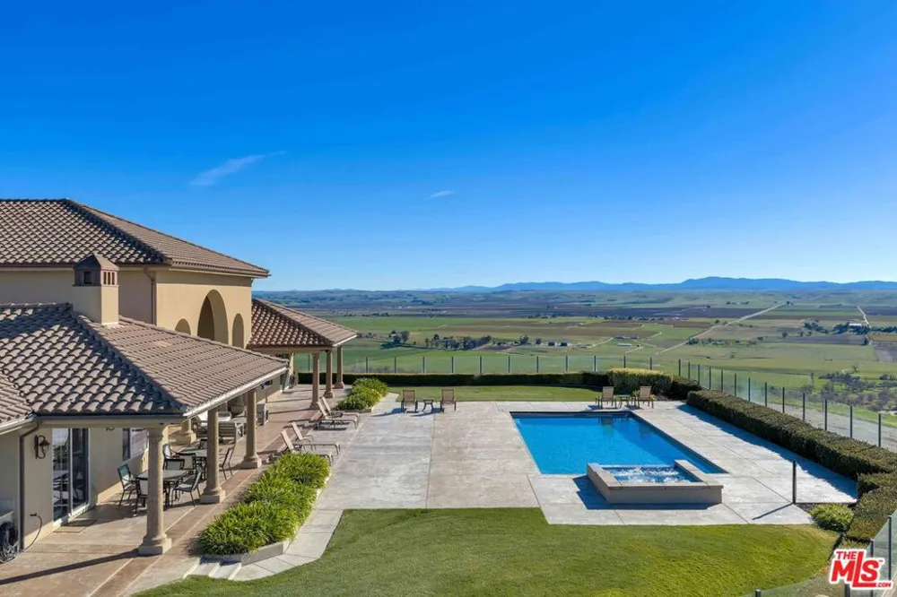 1990 E Highway 46 Shandon, CA 93461
