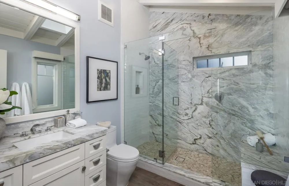 2050 Ocean Front Del Mar, CA 92014