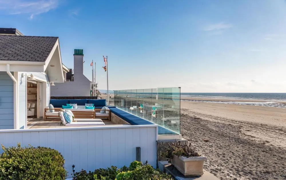 2050 Ocean Front Del Mar, CA 92014