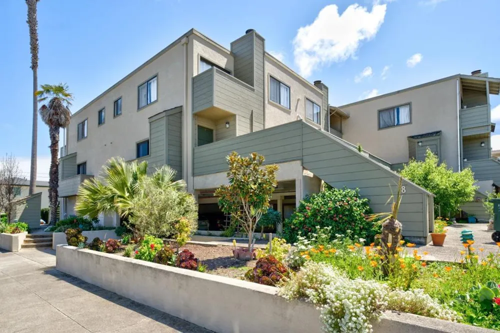 504 Ocean Avenue #2 Monterey, CA 93940
