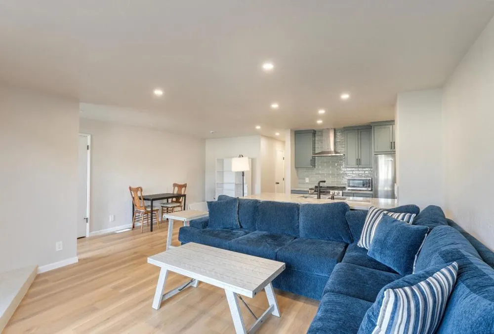 504 Ocean Avenue #2 Monterey, CA 93940