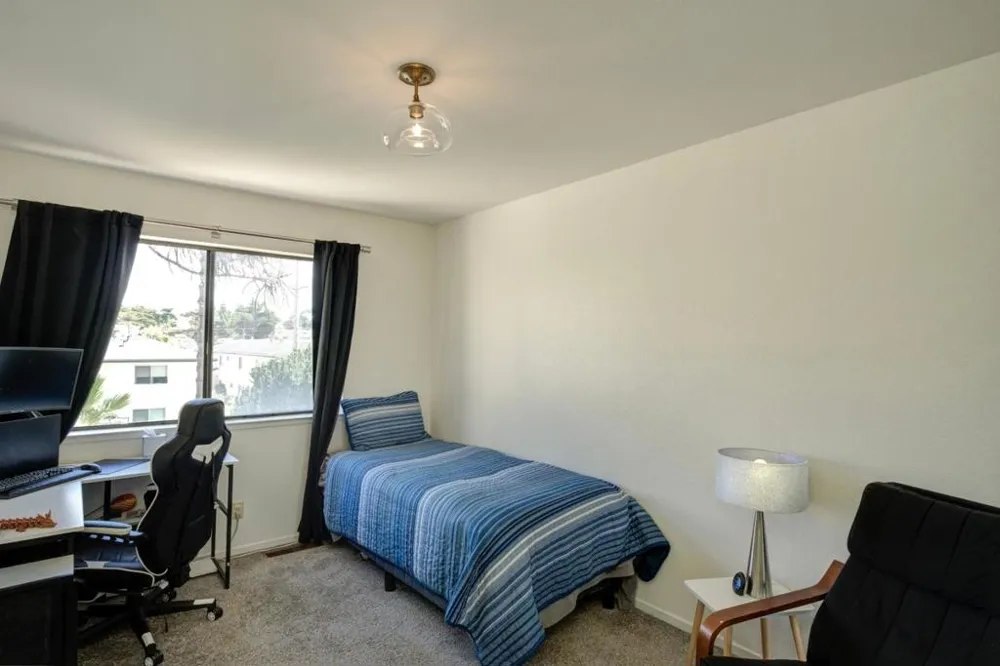 504 Ocean Avenue #2 Monterey, CA 93940