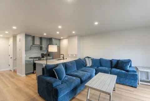 504 Ocean Avenue #2