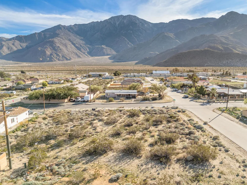 55844 Sagebrush Avenue Whitewater, CA 92282