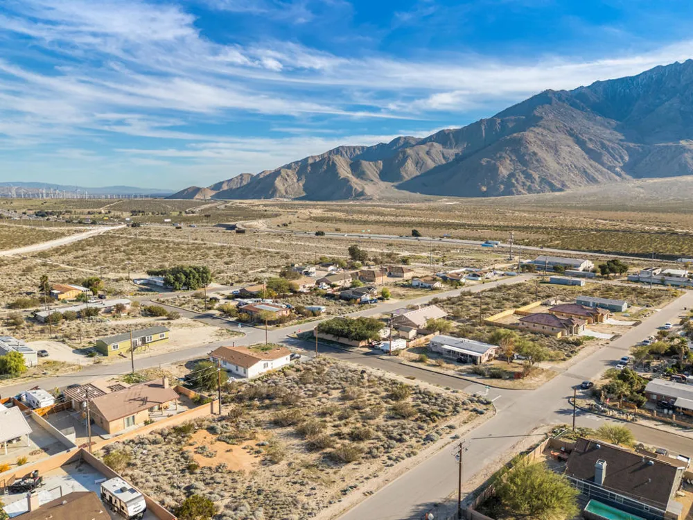 55844 Sagebrush Avenue Whitewater, CA 92282