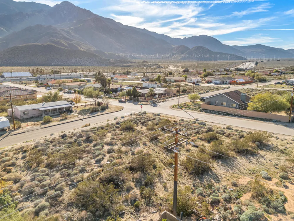 55844 Sagebrush Avenue Whitewater, CA 92282