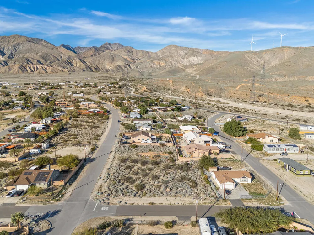 55844 Sagebrush Avenue Whitewater, CA 92282