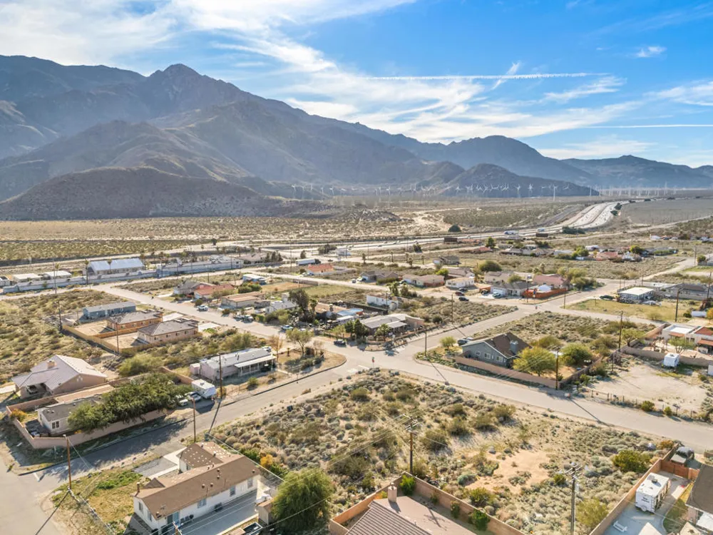 55844 Sagebrush Avenue Whitewater, CA 92282