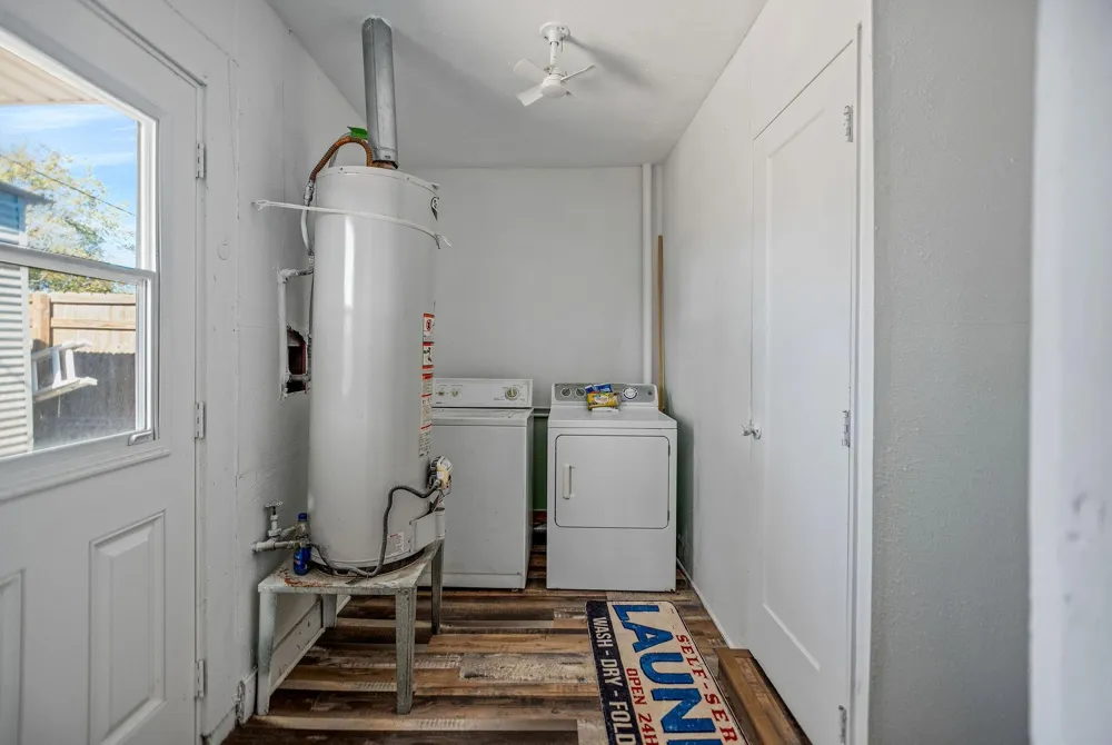 101 Lubbock Street Point Comfort, TX 77979