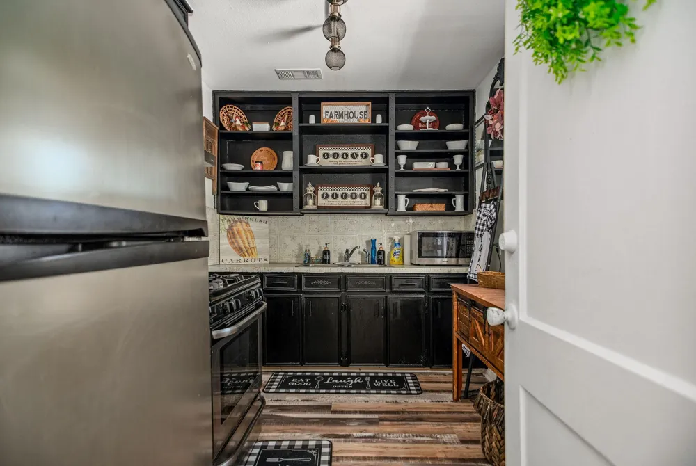 101 Lubbock Street Point Comfort, TX 77979