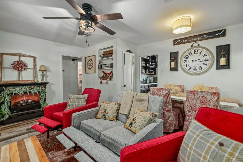 101 Lubbock Street Point Comfort, TX 77979