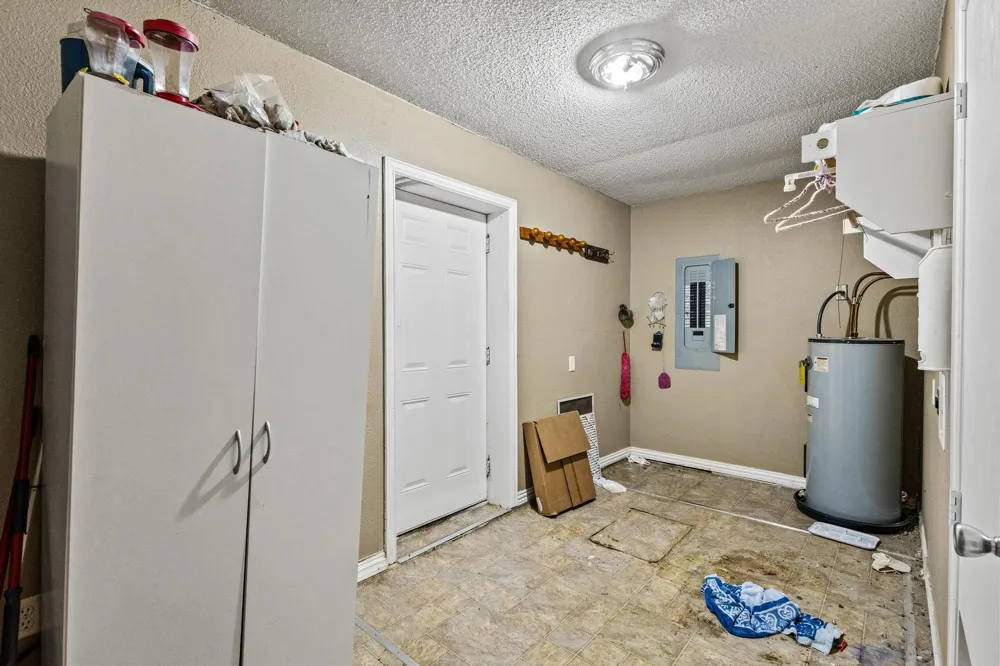 1841 County Road 36080 Honey Grove, TX 75446