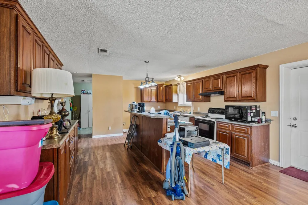1841 County Road 36080 Honey Grove, TX 75446