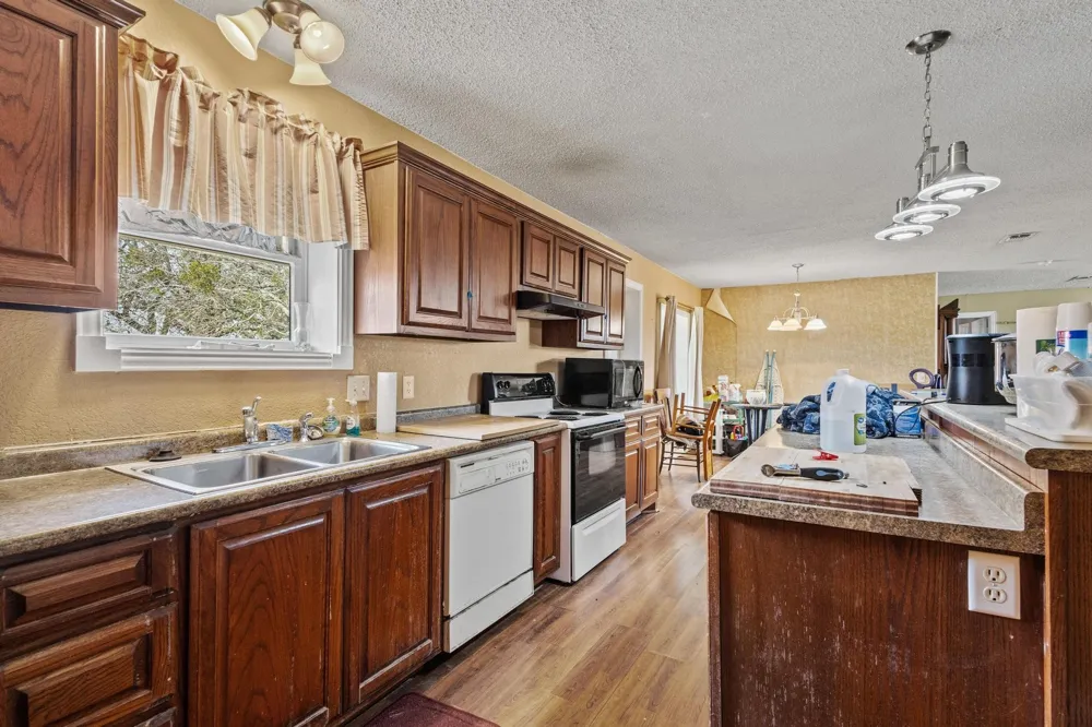 1841 County Road 36080 Honey Grove, TX 75446