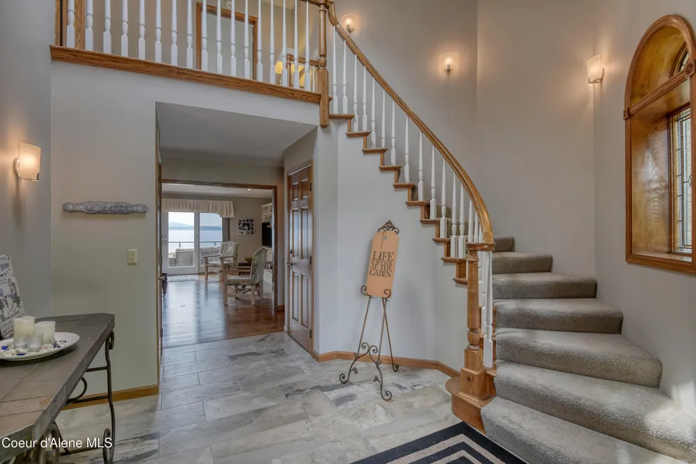 540 Ponder Pt Drive Sandpoint, ID 83864