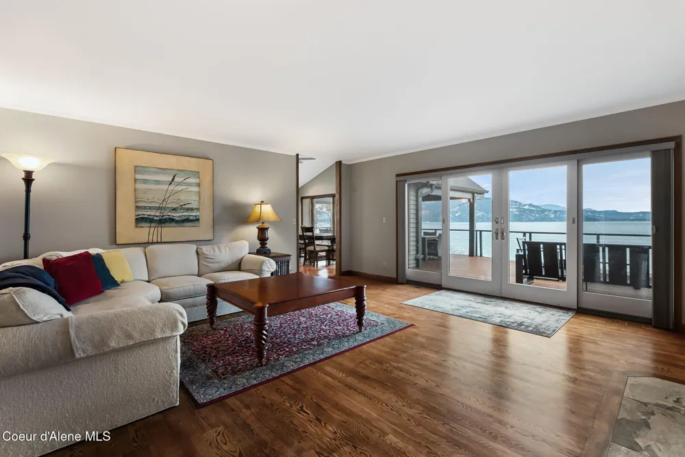 540 Ponder Pt Drive Sandpoint, ID 83864