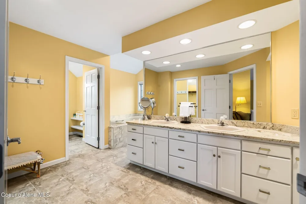 540 Ponder Pt Drive Sandpoint, ID 83864