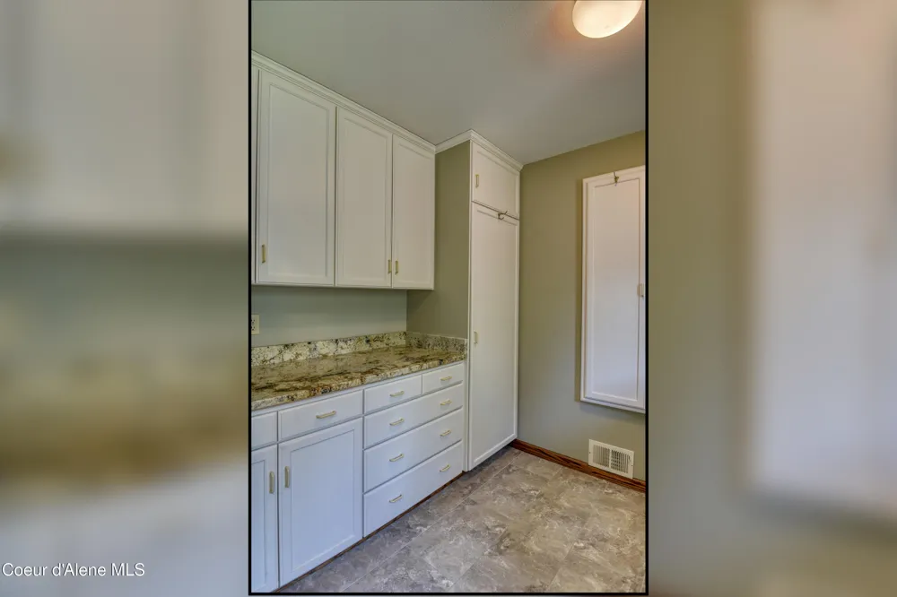 540 Ponder Pt Drive Sandpoint, ID 83864