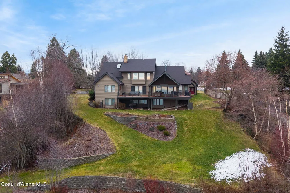 540 Ponder Pt Drive Sandpoint, ID 83864