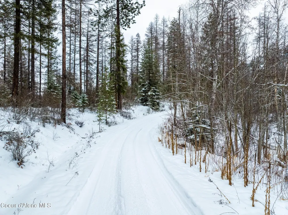 NKA Jewel Lake Road Sagle, ID 83860