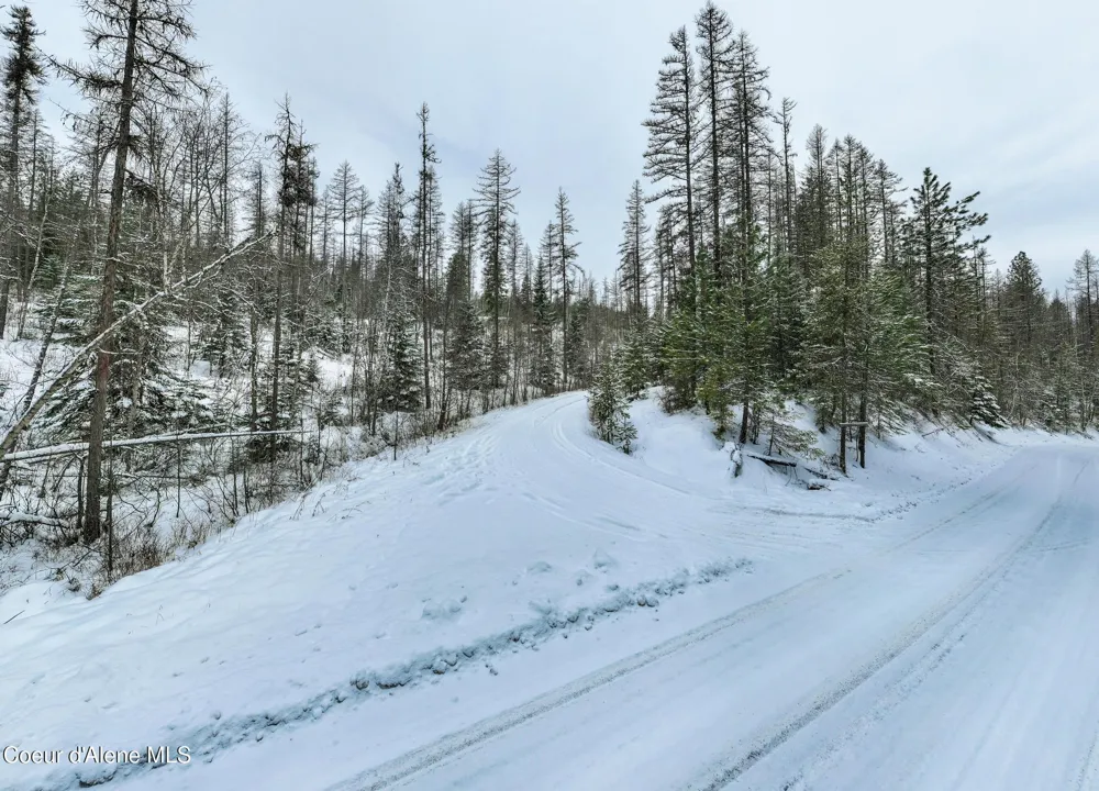 NKA Jewel Lake Road Sagle, ID 83860