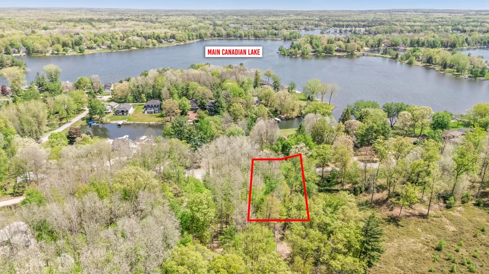 8209 West Royal Rd Canadian Lakes, MI 49346