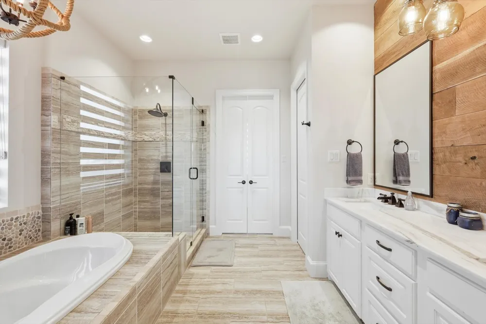 7105 W Hells Gate Drive Strawn, TX 76475