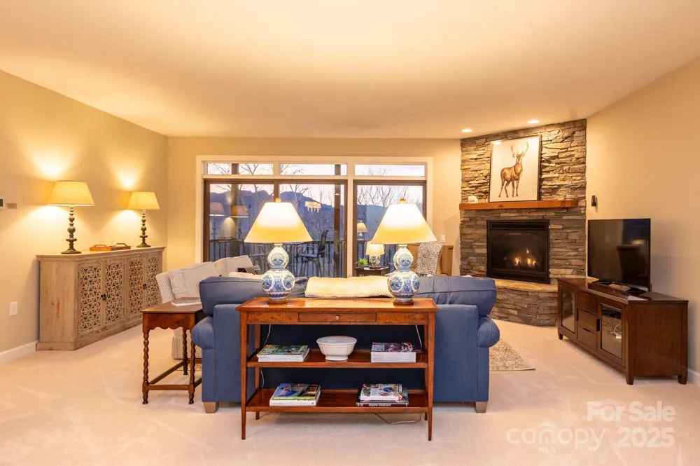 120 Pleasant View Boulevard Sugar Mountain, NC 28604