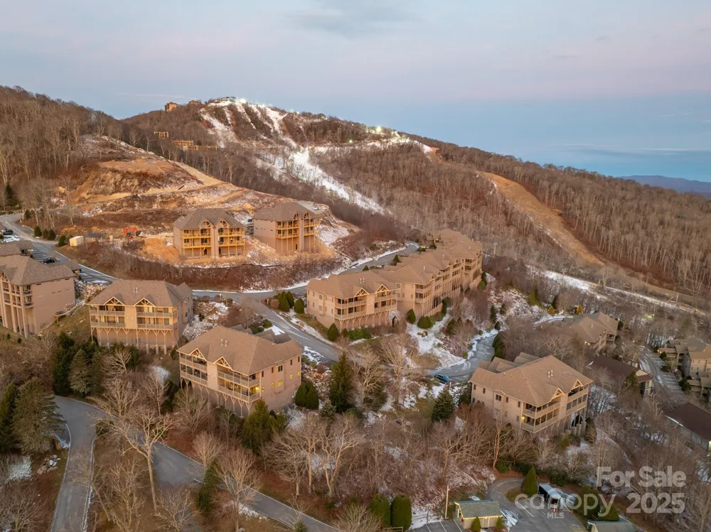 120 Pleasant View Boulevard Sugar Mountain, NC 28604