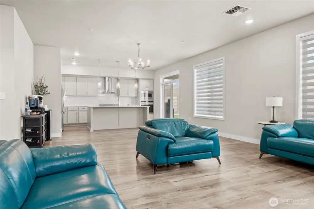 4182 Potlatch Street Richland, WA 99352