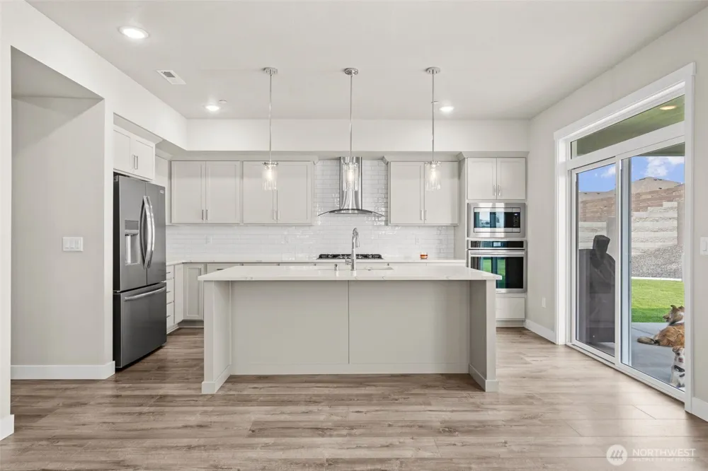 4182 Potlatch Street Richland, WA 99352