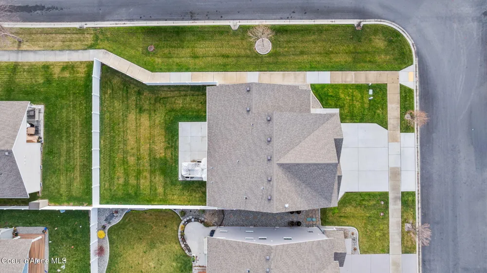 8072 SCOTSWORTH STREET Post Falls, ID 83854