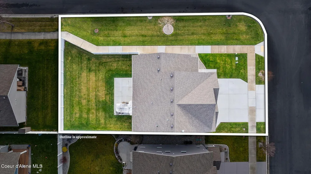 8072 SCOTSWORTH STREET Post Falls, ID 83854