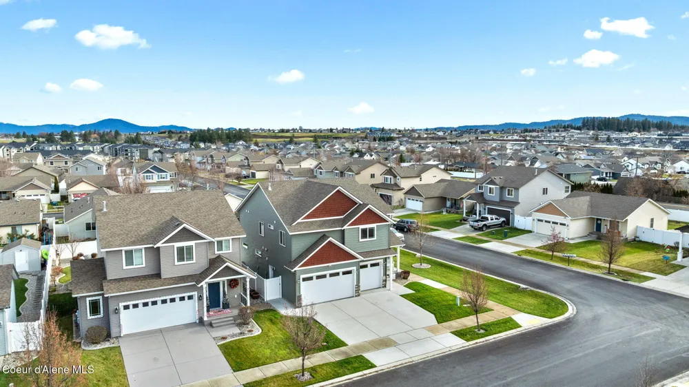 8072 SCOTSWORTH STREET Post Falls, ID 83854