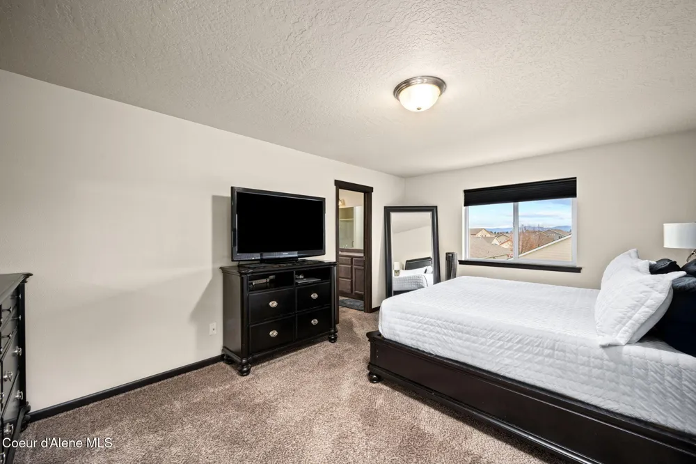 8072 SCOTSWORTH STREET Post Falls, ID 83854