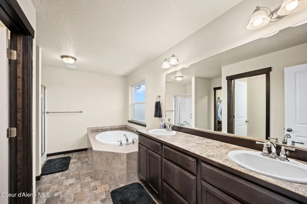 8072 SCOTSWORTH STREET Post Falls, ID 83854