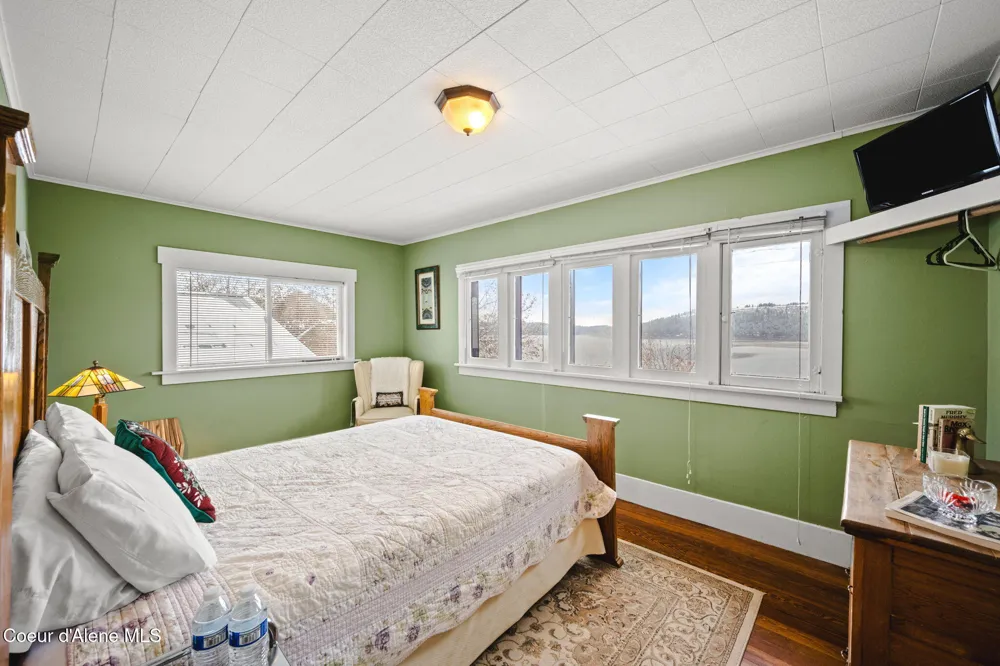 114 COEUR D ALENE AVENUE Harrison, ID 83833