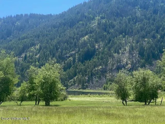 NNA (7800) 20 ac. Blue Lake Rd Priest River, ID 83856