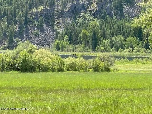 NNA (7800) 20 ac. Blue Lake Rd Priest River, ID 83856