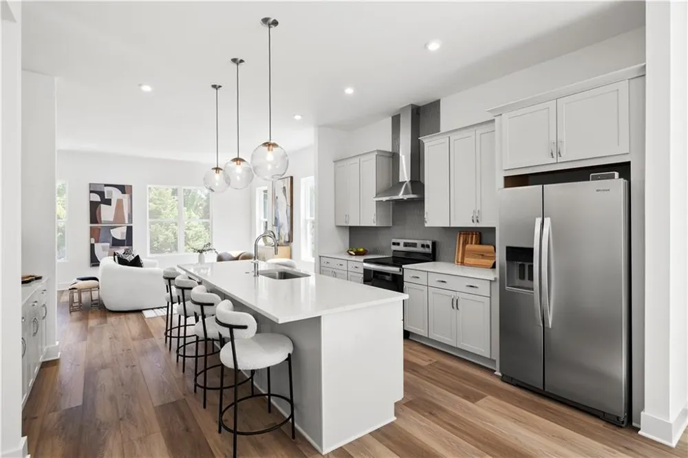 518 Motivation Circle NW