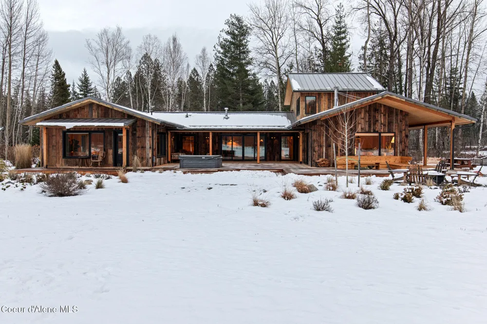 202 Siskin Lane Sandpoint, ID 83864